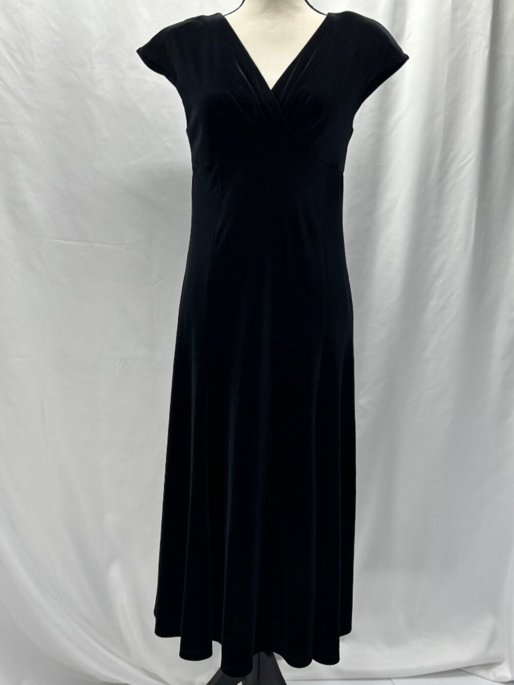 Velvet Midi Dress By Glamour Women's 10 Black
